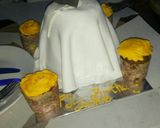 A picture of step 10 of Ladiesh white birthday cake.