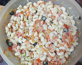 Foto del paso 5 de la receta: Ensaladilla rusa de pasta con atún y huevo duro