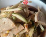 รูปขั้นตอนการทำที่ 2 ของ ยำมะม่วงหมูยอ