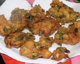 Foto del paso 7 de la receta: Buñuelitos de espinaca y harina integral  fritos y muffins al horno