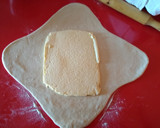 Foto del paso 4 de la receta: Croissants con hojaldre casero de masa madre