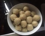 Foto langkah ke 5 dari resep Bakso Jamur Merang (Bakso Vegetarian).