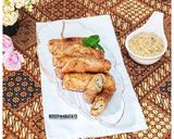 Foto langkah ke 9 dari resep Lotus Root Chicken Spring Rolls.