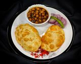 A picture of step 13 of Chole bhature.