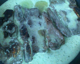 Foto del paso 3 de la receta: Churrasco sobre lecho de champiñones y salsa de su mismo jugo