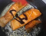 Foto langkah ke 3 dari resep Salmon Butter Sauce.