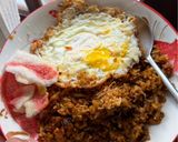 Foto langkah ke 6 dari resep Nasi Goreng Rumahan.