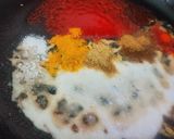 A picture of step 2 of Aloo Potoler Rasa.