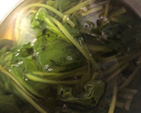 A picture of step 1 of Palak Paneer.
