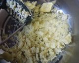 A picture of step 1 of Potato Thepla.
