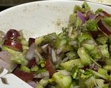 A picture of step 4 of Paneer kiwi salad.