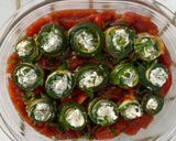 Une image de l'étape 4 de Roulé de courgettes et au fromage frais.