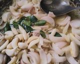 A picture of step 2 of Misal Pav.