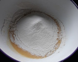 Foto del paso 6 de la receta: Bizcocho de yogur de limón