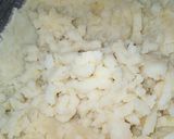 A picture of step 4 of Fried Potato Bread.