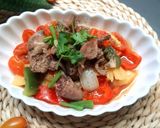 Hình bước làm 2 của món Lòng gà xào ớt chuông