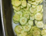 Foto del paso 2 de la receta: Ensalada de Pepino - Sunomono