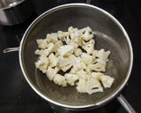A picture of step 2 of Crispy Cauliflower Sesamey Pakoda.