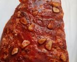 Foto del paso 2 de la receta Costilla adobada al horno acompañada de yuca
