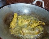 Foto langkah ke 5 dari resep Ayam Goreng Lengkuas.