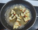 A picture of step 3 of Apple pancakes.