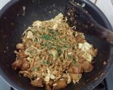 Foto langkah ke 7 dari resep Mee Goreng Mamak (Mie goreng ala malaysia).
