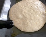 Foto del paso 15 de la receta: Focaccia de olivas negras y romero