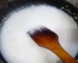 A picture of step 2 of Creamy cheese sauce.