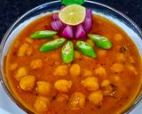 A picture of step 4 of Chole Masala.