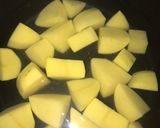Gambar langkah 1 resipi Creamy Mashed Potato.