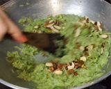 A picture of step 9 of Lauki ka Halwa.