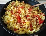 Krumplis lecsó recept fázis 3 fotója