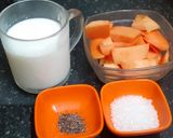 A picture of step 1 of Sweet Papaya Shake (Vrat Special).