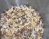 A picture of step 5 of Five bean chilli.