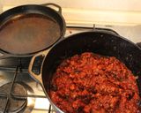 Foto del passaggio 5 della ricetta Ragù UMAMI