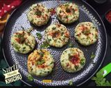 A picture of step 6 of Surti Masala khichu (Gujarati Rice Flour Khichu).
