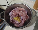 A picture of step 1 of Chicken Pho with Instant Seasoning Cubes.