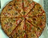 صورة لخطوة 3 من وصفة بيتزا الخضار 🍕 😋