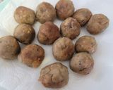 Foto del paso 6 de la receta: Albóndigas de berenjenas, con salsa de tomate