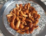 Foto del paso 3 de la receta Setas nameko a la crema de mojo picón