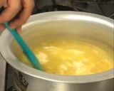 A picture of step 4 of Chicken corn soup.