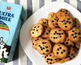 Foto langkah ke 6 dari resep Chocolate Chip Cookies.