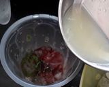 A picture of step 2 of Roohafza Mojito.