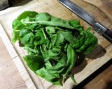 Une image de l'étape 1 de Soupe à l'oseille.