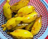Hình bước làm 1 của món Chuối sáp luộc nồi cơm điện