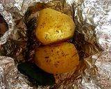 Foto del paso 3 de la receta: Salmón a la barbacoa, con hierbas aromáticas #caminodesabores