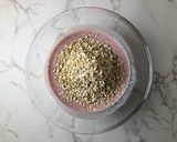 A picture of step 3 of Pink Overnight Oats.