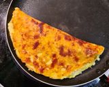 A picture of step 5 of Cheesy omelette.