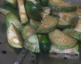 Foto langkah ke 4 dari resep Sambal Terong Bulat Wortel.