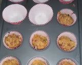 A picture of step 5 of Pizza muffins.
